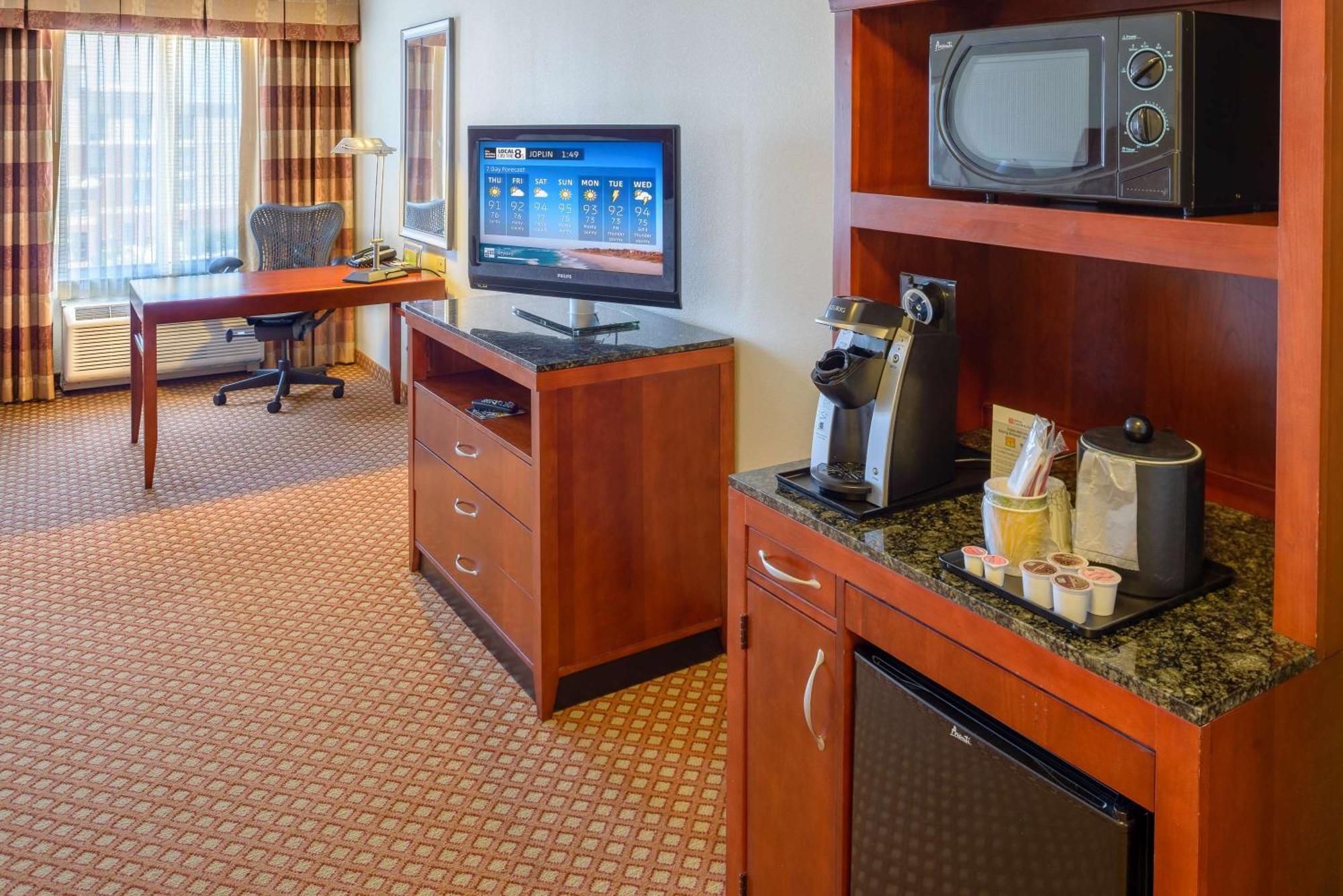 Hilton Garden Inn Joplin Εξωτερικό φωτογραφία
